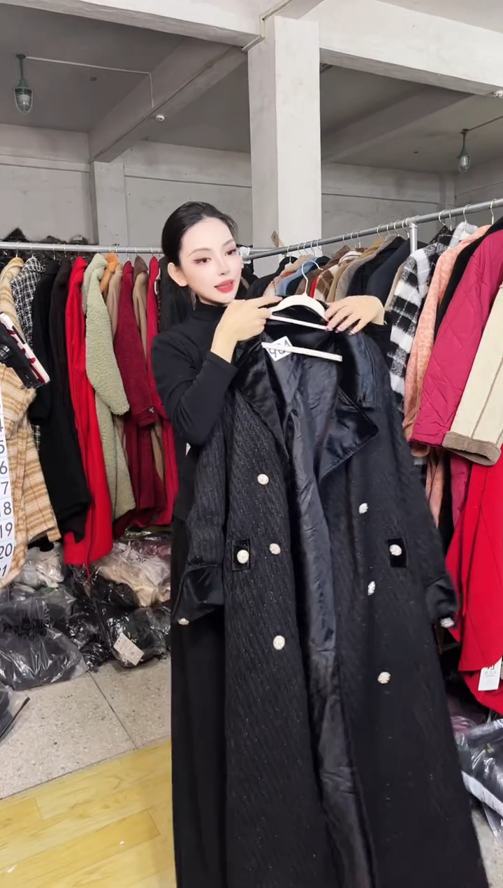 984闪购外套外披马甲打底裤子