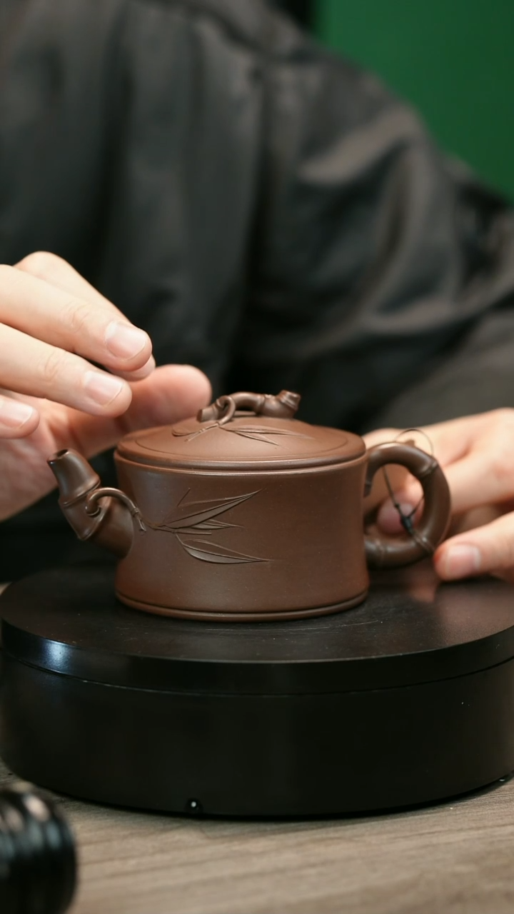 茶壶紫砂巍**方H1756赵信军光素竹段