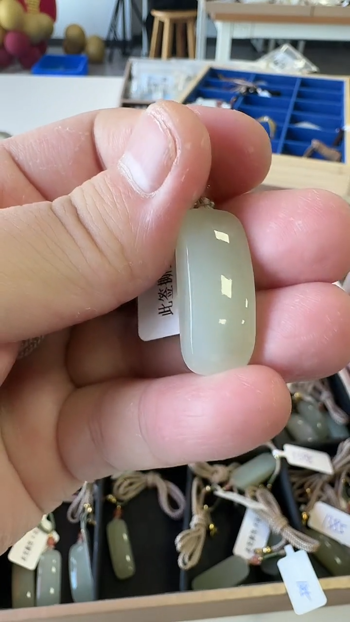 【闪购商品】和田玉吊坠未镶嵌1385平安牌