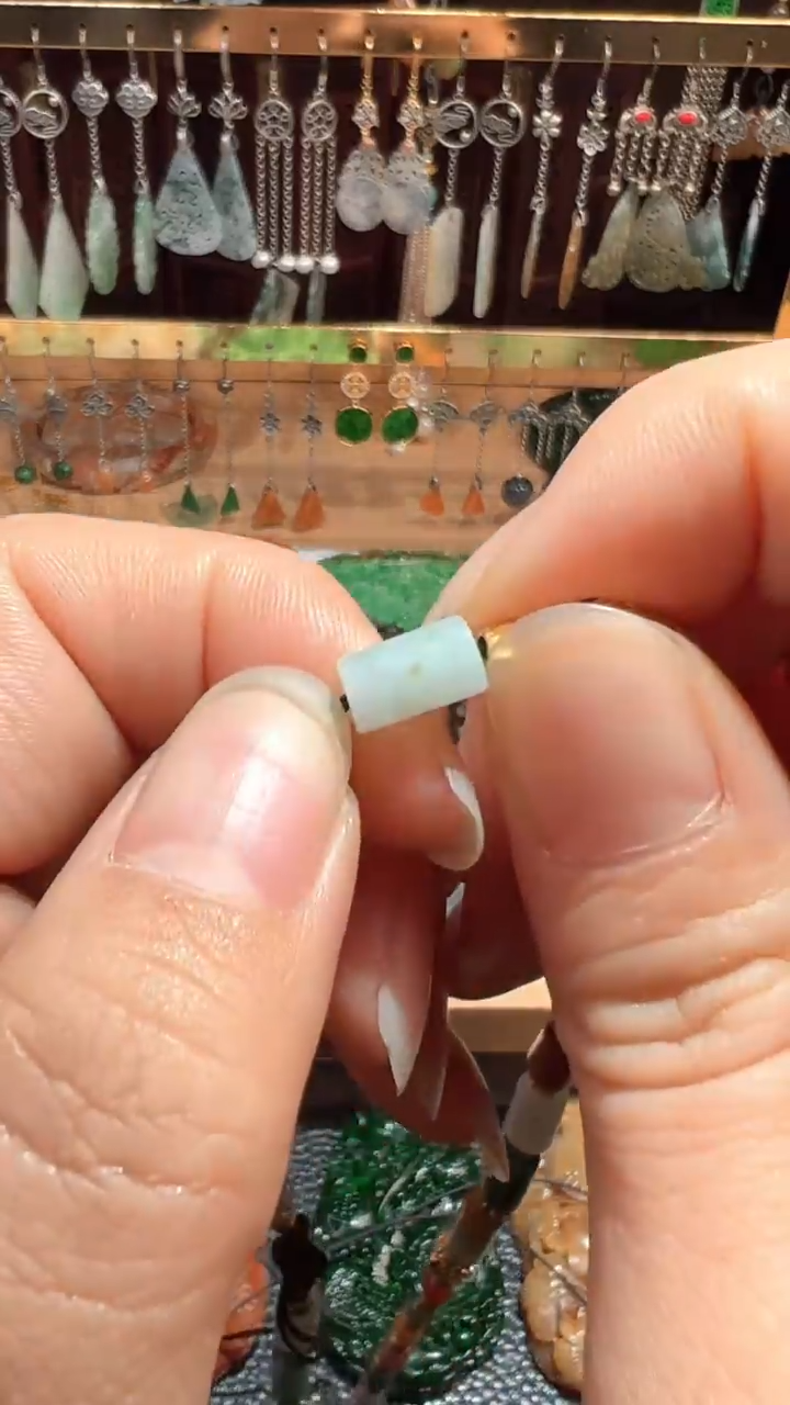 【闪购商品】翡翠挂件未镶嵌翡翠