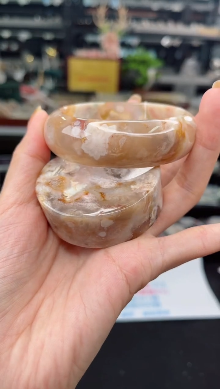 【闪购商品】石英质玉手镯未镶嵌57圈口（赠品镯心）1569135