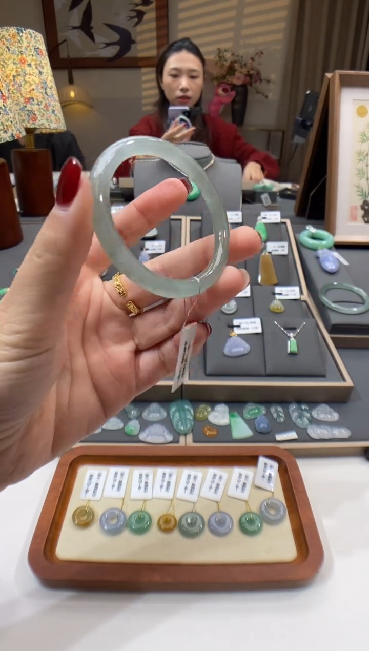 【闪购商品】翡翠手镯未镶嵌手镯44#