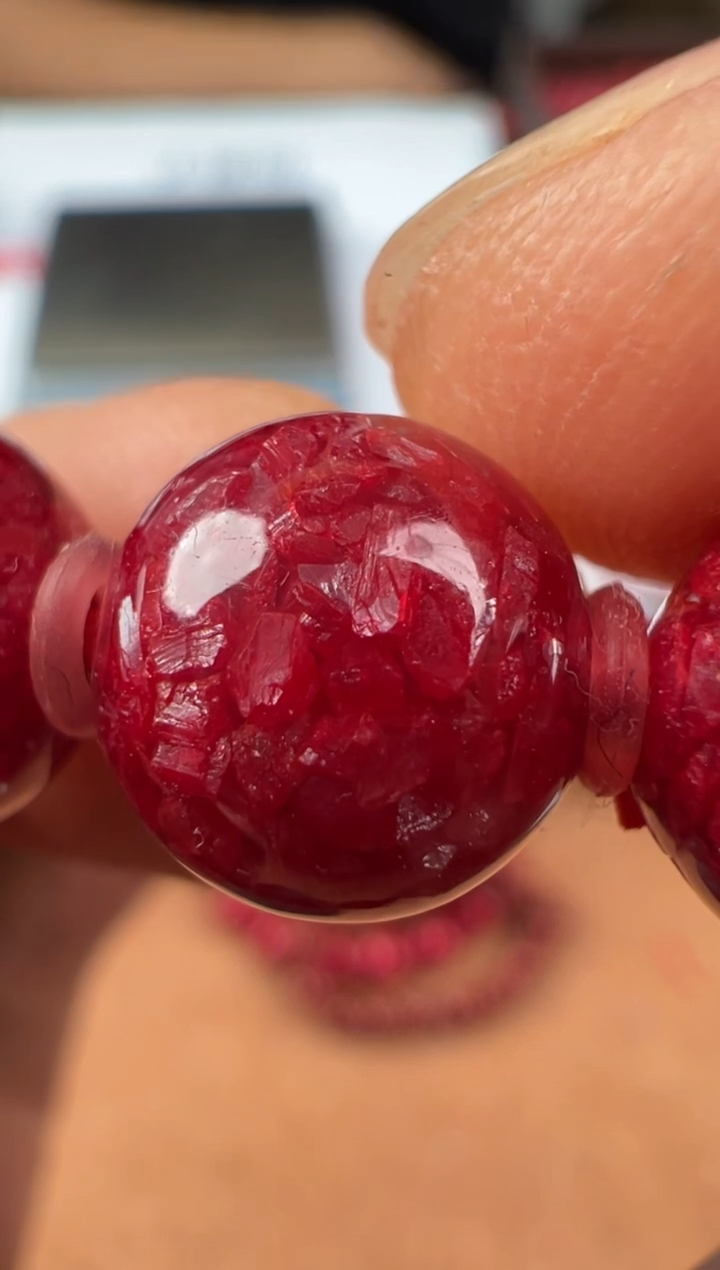 天然辰砂五*娘马仙溪6mm108颗