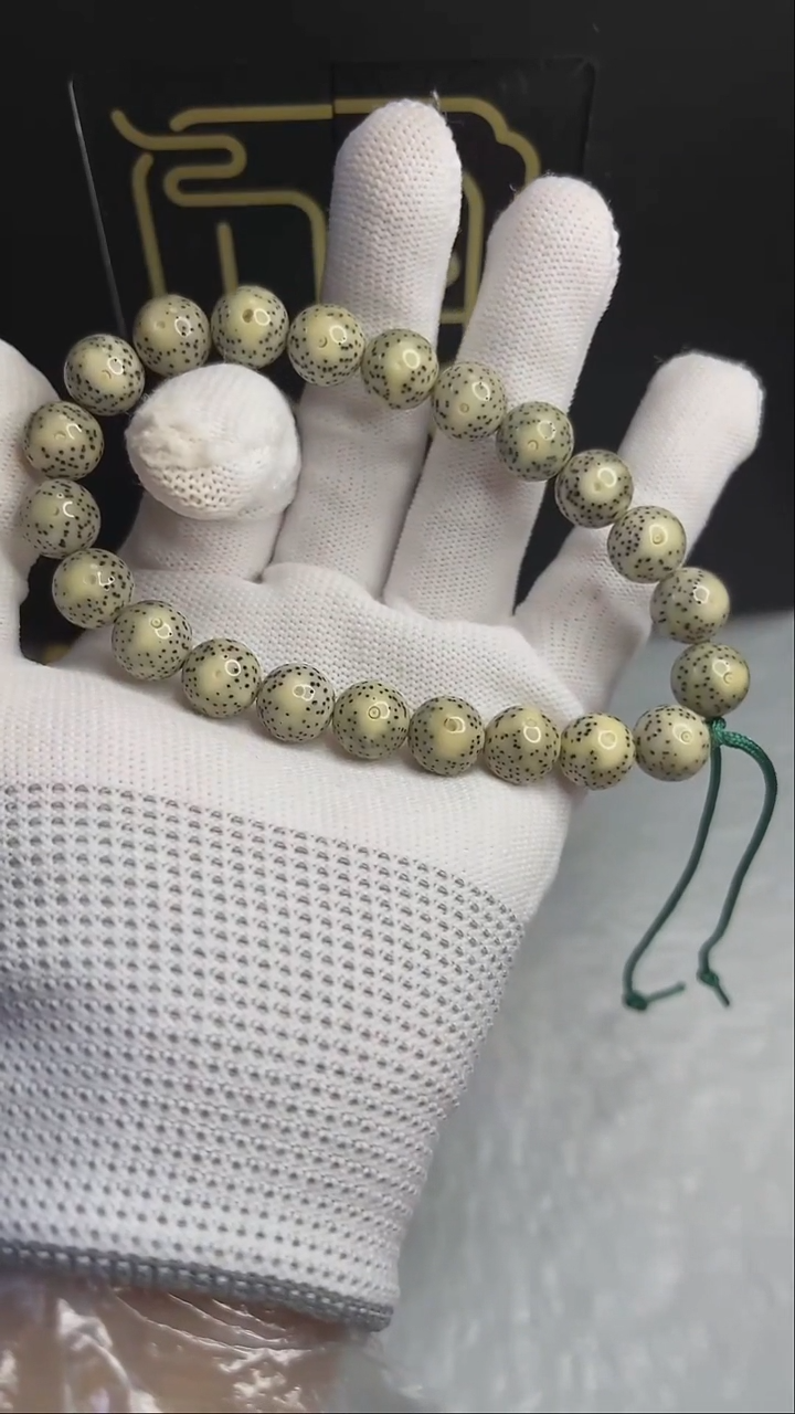 星月菩提手串小驼包11.A230