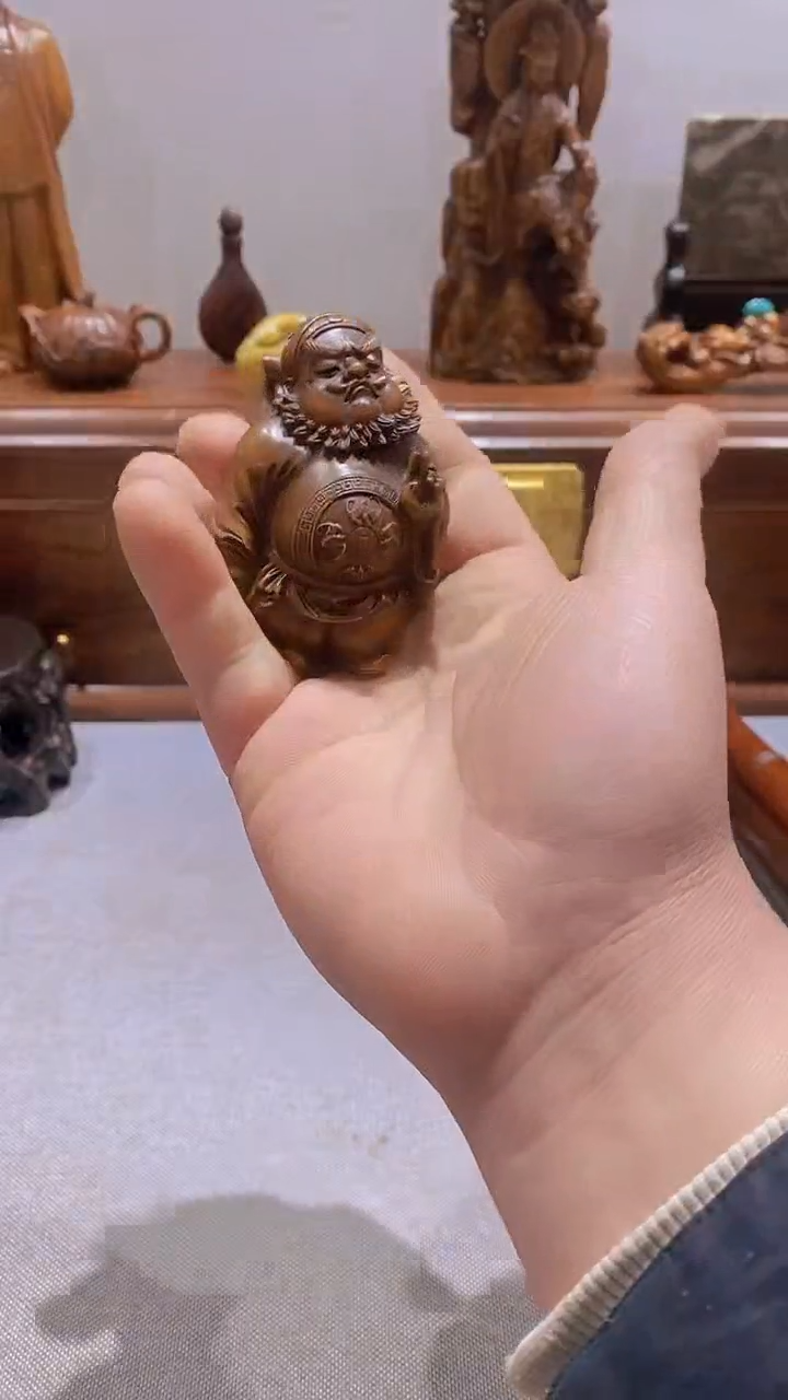 【闪购商品】花梨木类木雕黄杨摆件