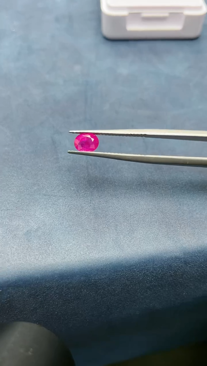 【闪购商品】红宝石裸石未镶嵌1.1ct缅甸红宝GRC
