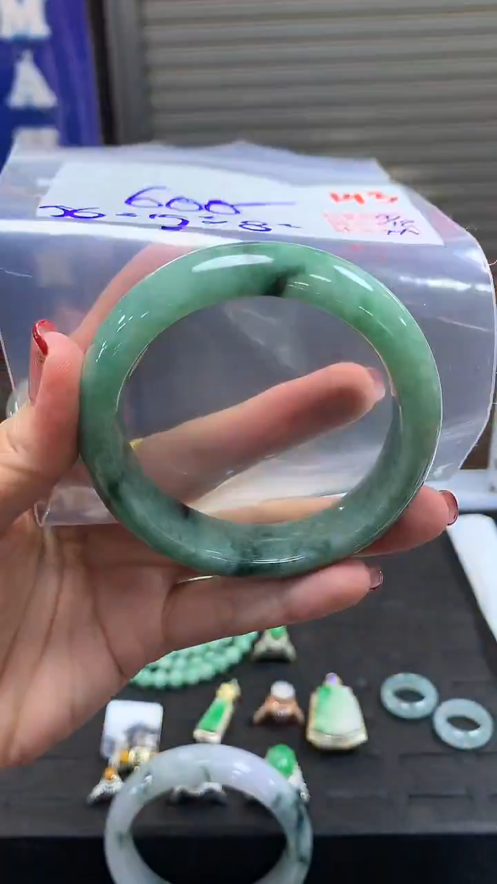 未镶嵌定制翡翠143毛货需精细抛光多样性发1件600元