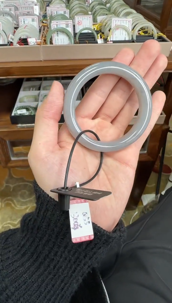 未镶嵌手镯和田玉55