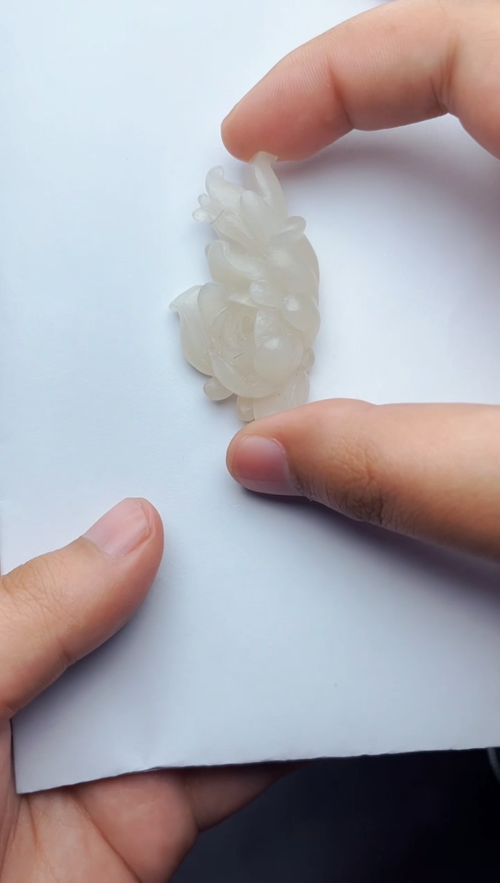 【闪购商品】和田玉颈饰未镶嵌荷花01