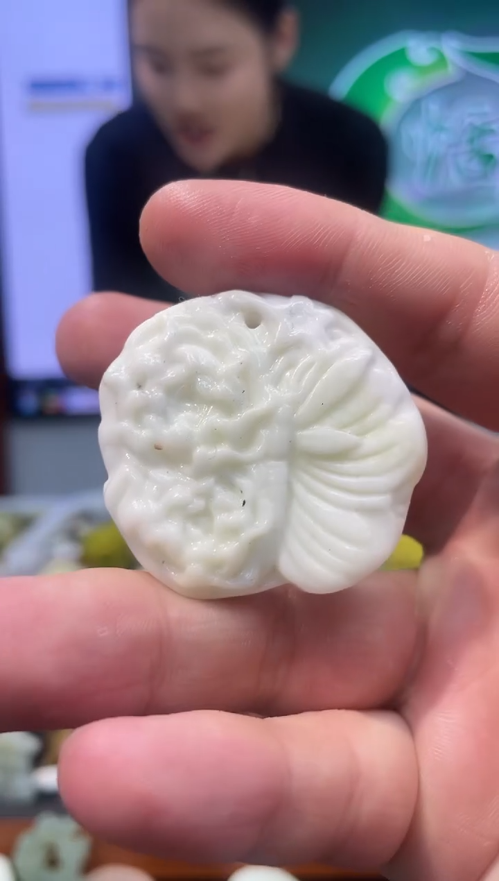 【闪购商品】岫玉吊坠未镶嵌·多样性发货*拍一发一