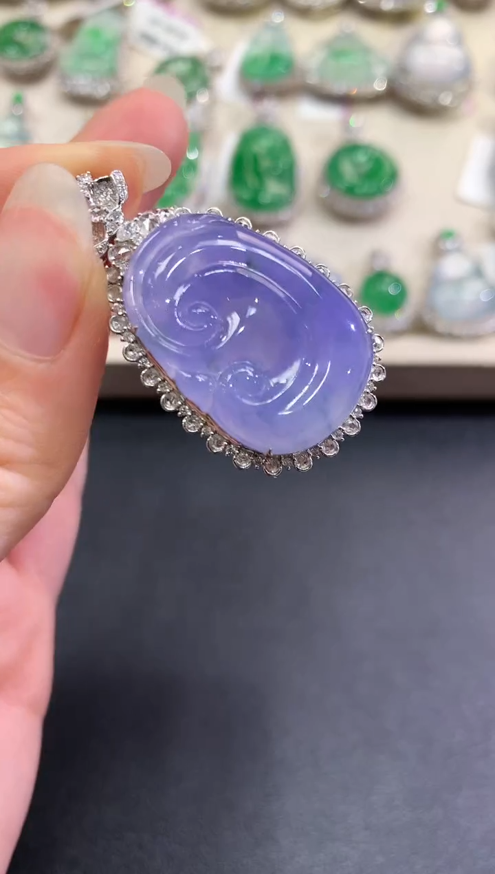 【闪购商品】翡翠颈饰18K金镶嵌C5   