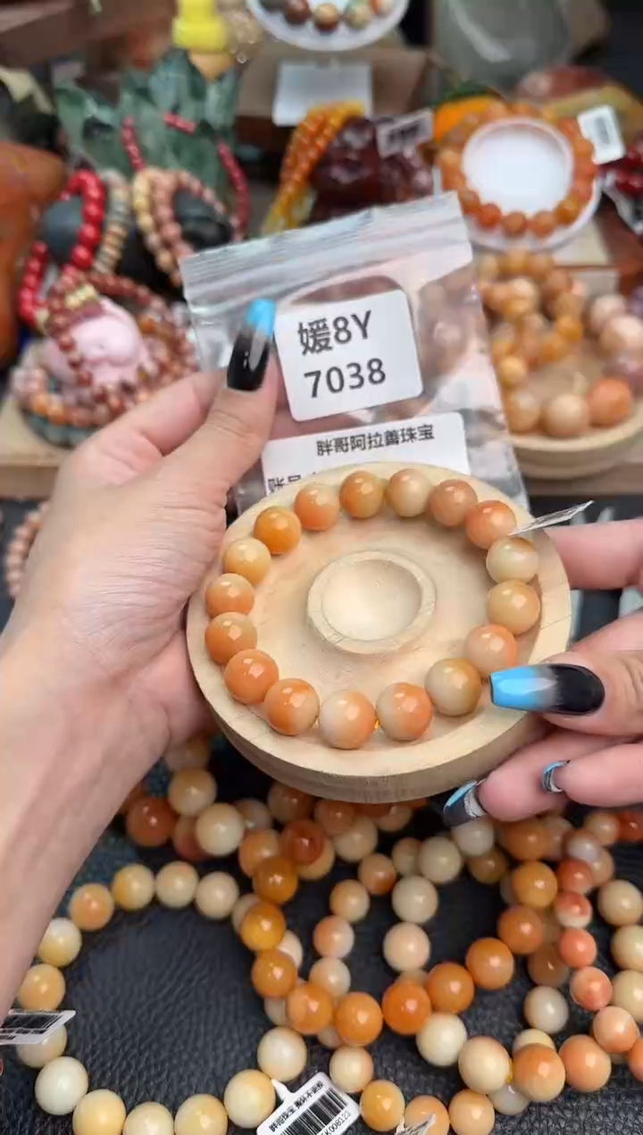 【闪购商品】石英质玉手链未镶嵌8Y7038