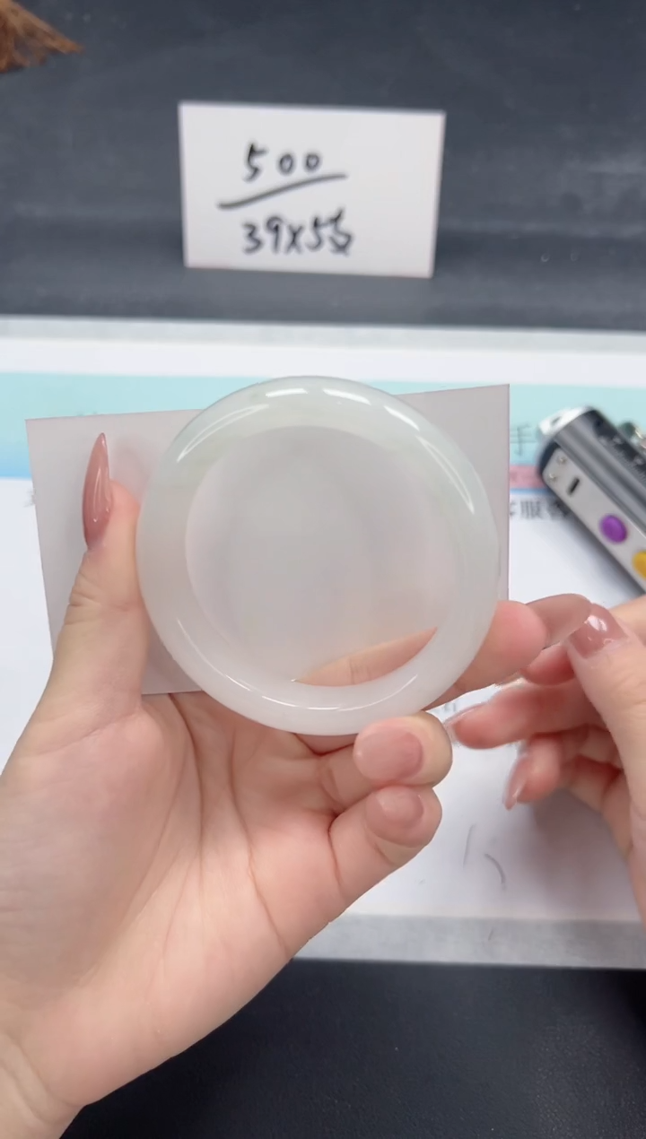 【闪购商品】石英质玉手镯未镶嵌A8-54.6