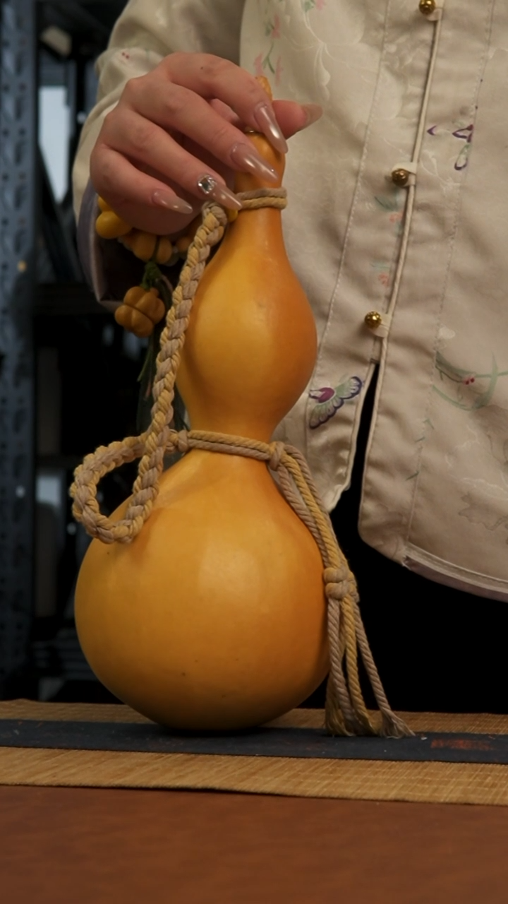 564号 天然热水酒葫芦 一物一拍（有瑕介意勿拍）