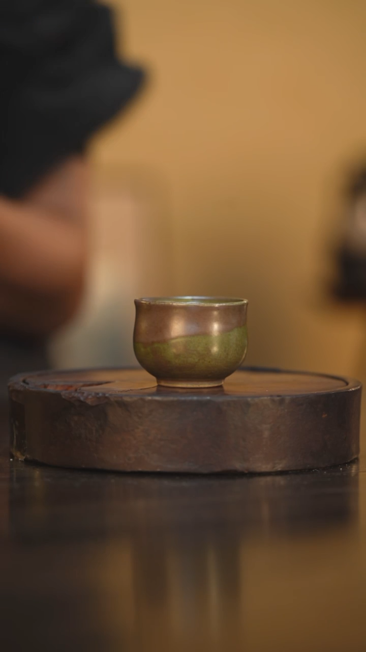 1柴房陶瓷柴烧禅定杯，因柴烧特性，每只都略有不同