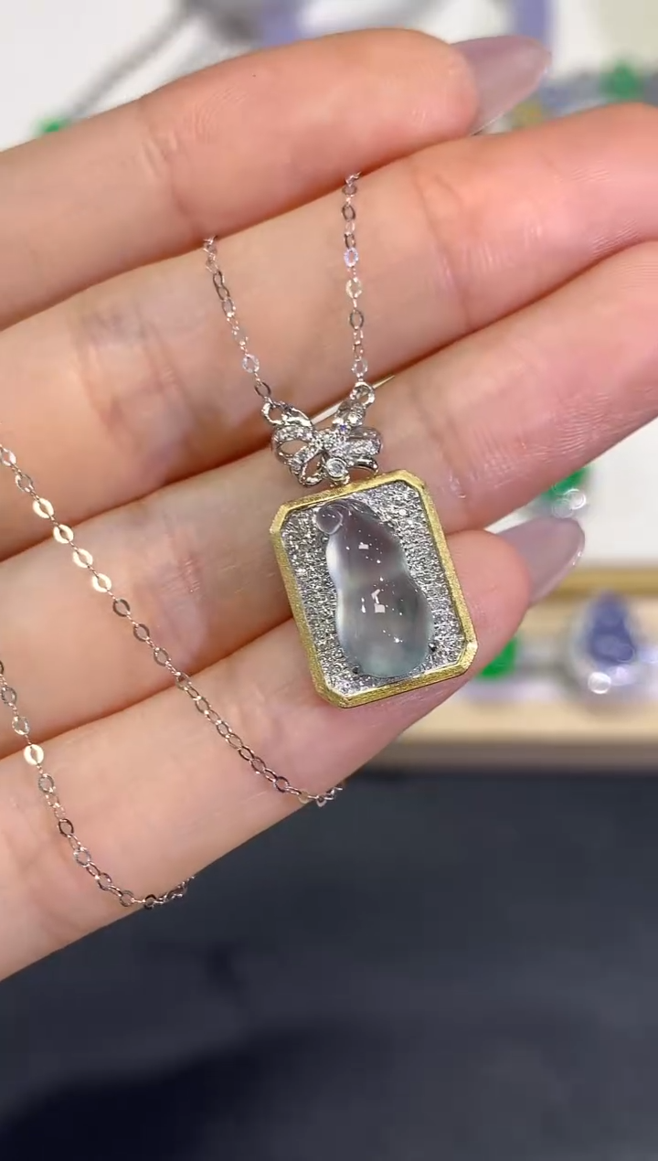 【闪购商品】翡翠颈饰18K金镶嵌团购31