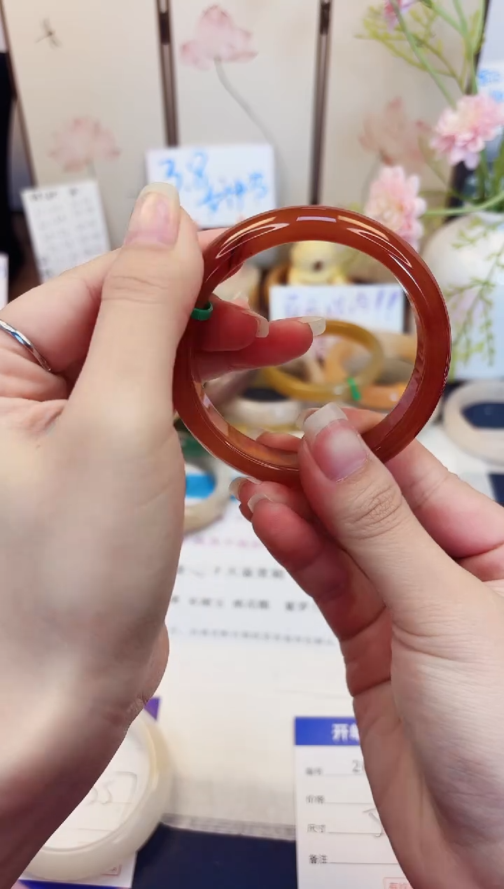 【闪购商品】石英质玉手镯未镶嵌269-玛瑙-圈口58