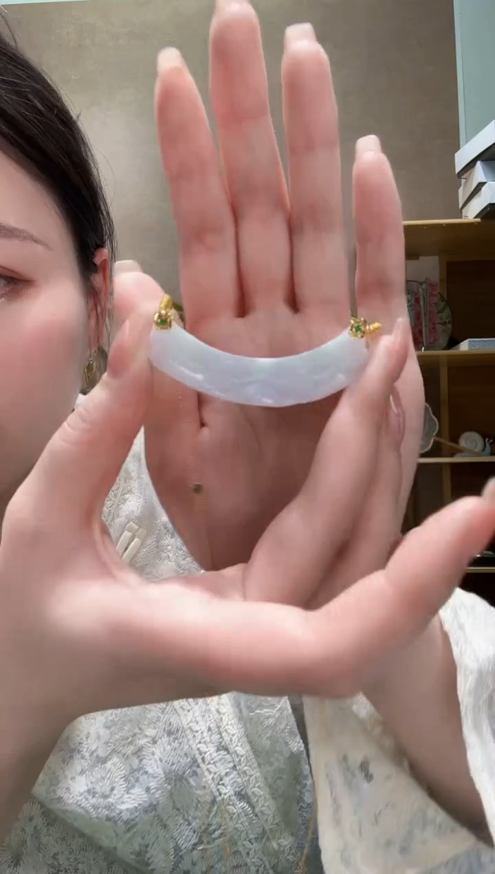 【闪购商品】翡翠未镶嵌颈饰吊坠