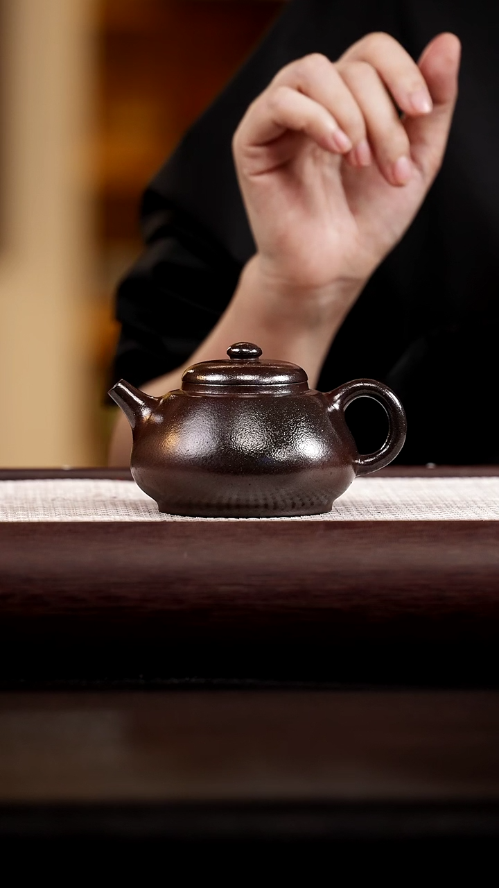 茶壶紫砂蒋蓉陶艺  柴烧底槽清  荣古