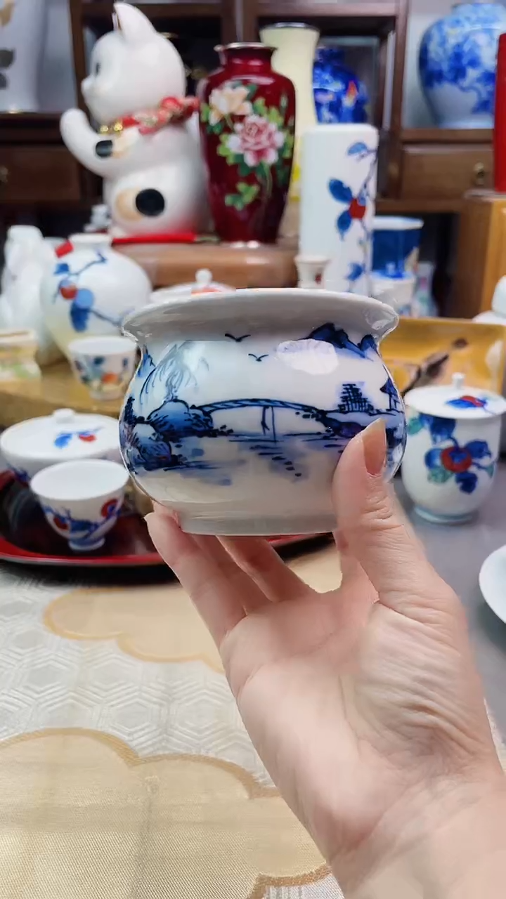 【闪购商品】盘日产手绘青花建水