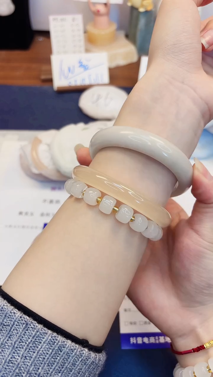 【闪购商品】石英质玉手镯未镶嵌323-财气镯-圈口58