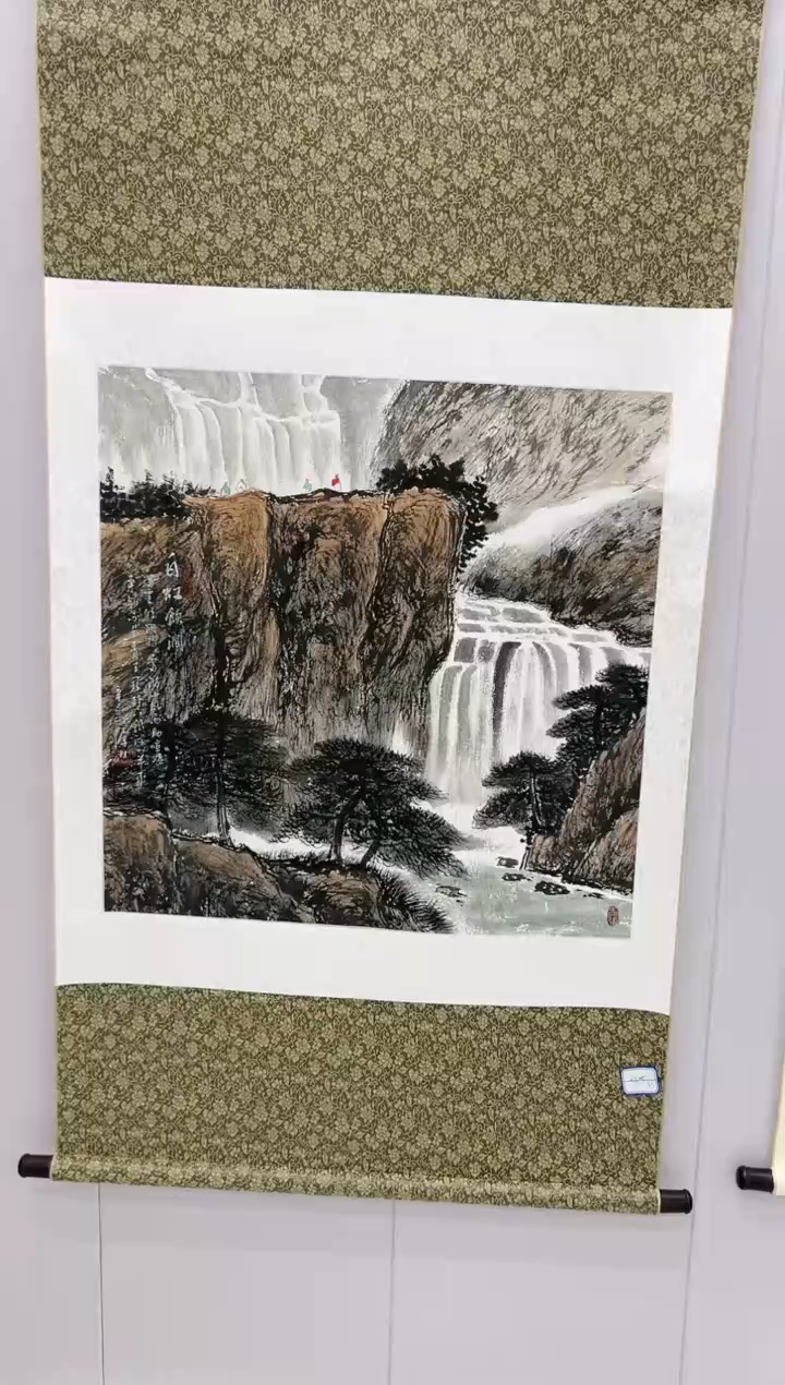 【闪购商品】绘画陈发源-4平尺-国画-卷轴红