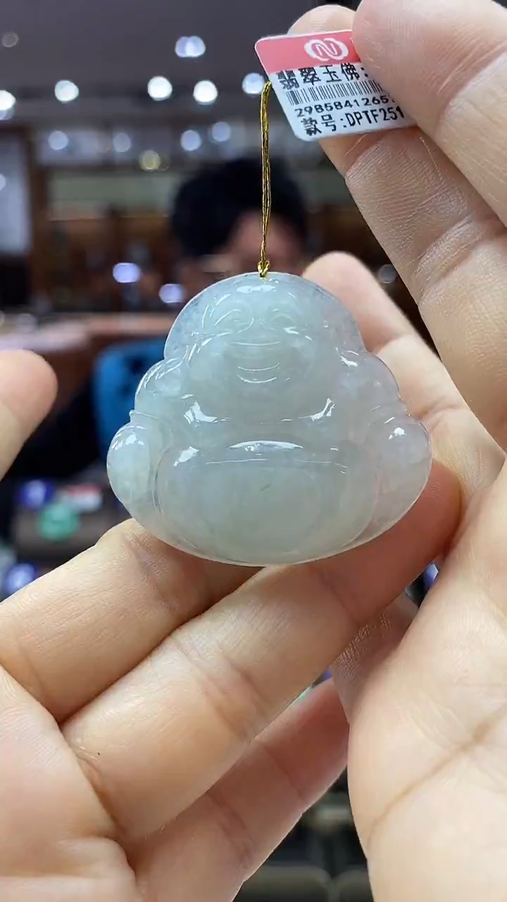 颈饰未镶嵌翡翠佛公