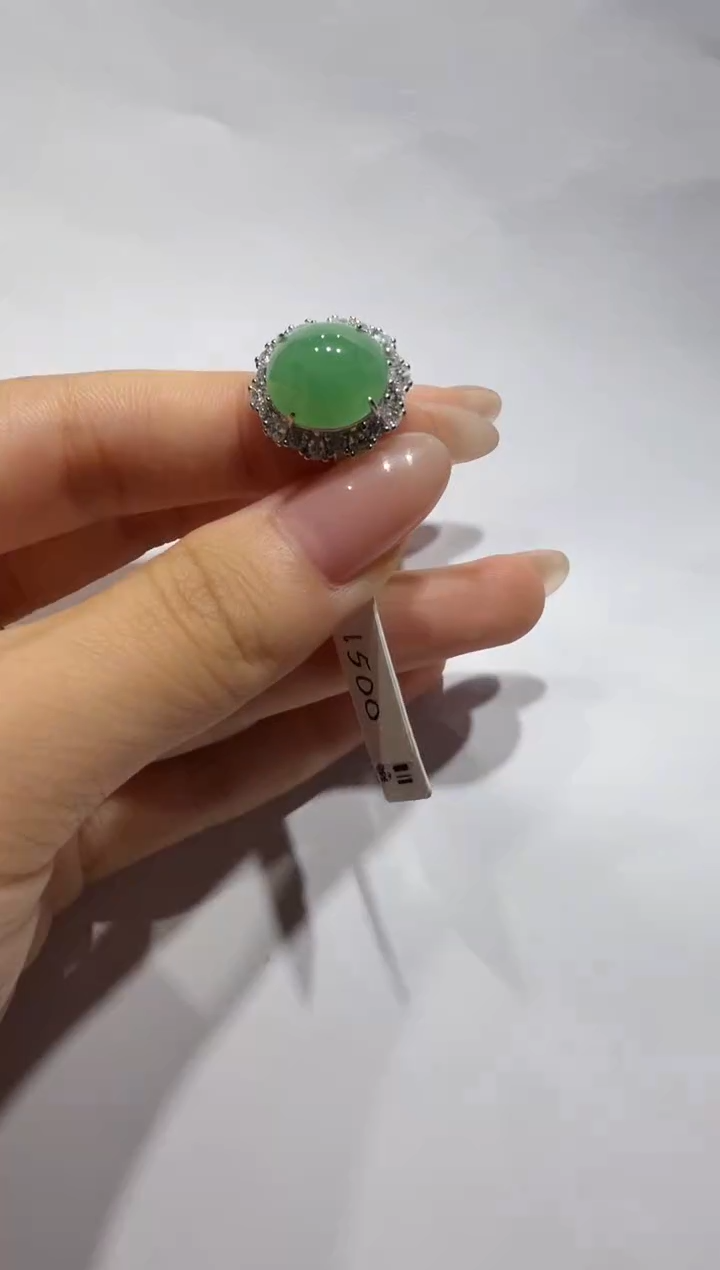 银S925镶嵌戒指翡翠925银镶缅甸A货翡翠戒指