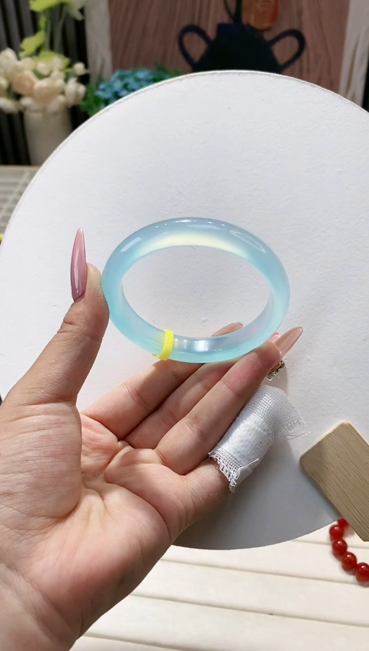 手镯玛瑙/玉髓未镶嵌18-56.4