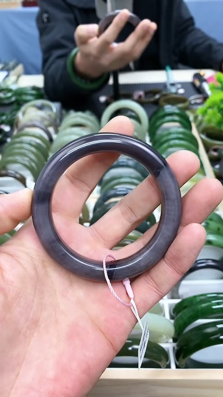 【闪购商品】和田玉手镯未镶嵌56.6