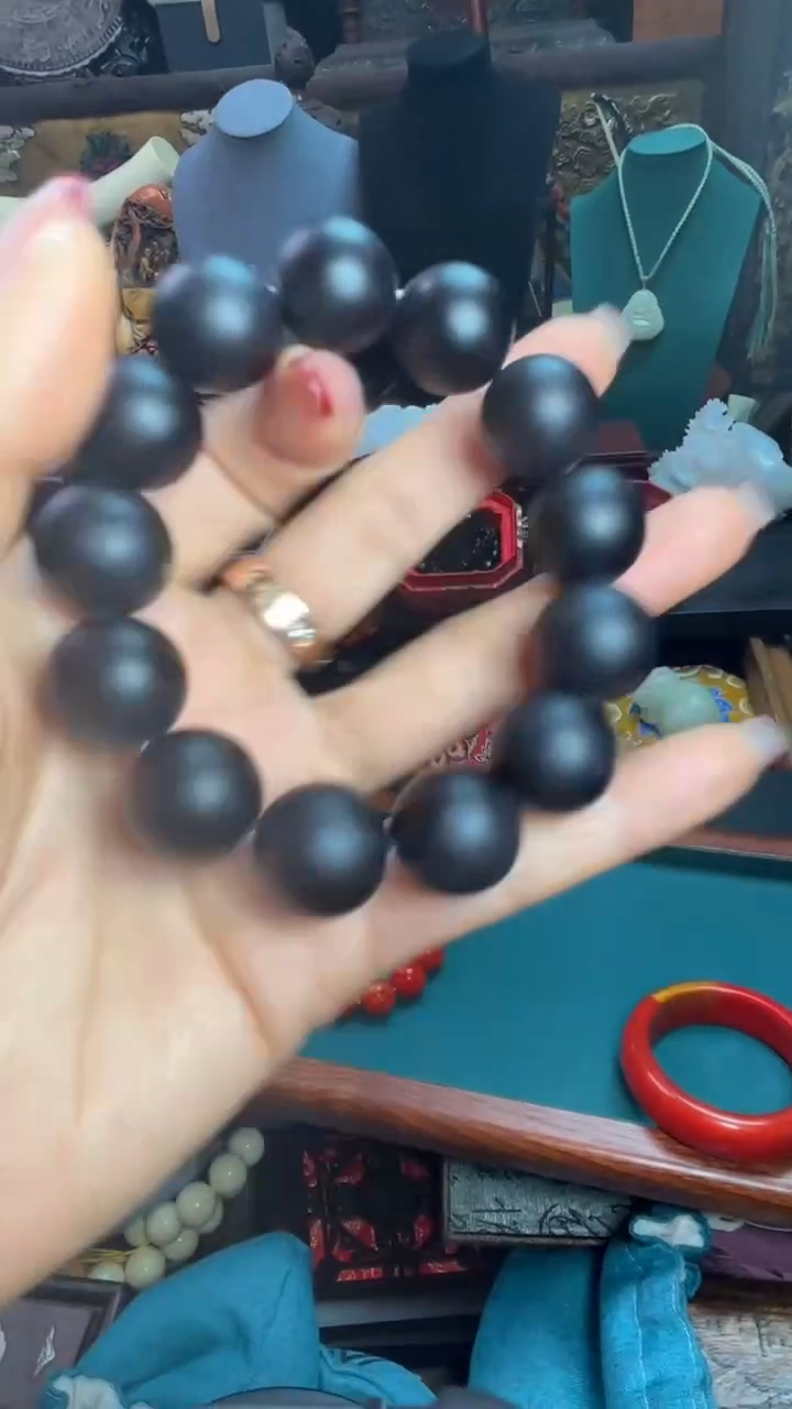 【闪购商品】琥珀裸石未镶嵌687876678786867