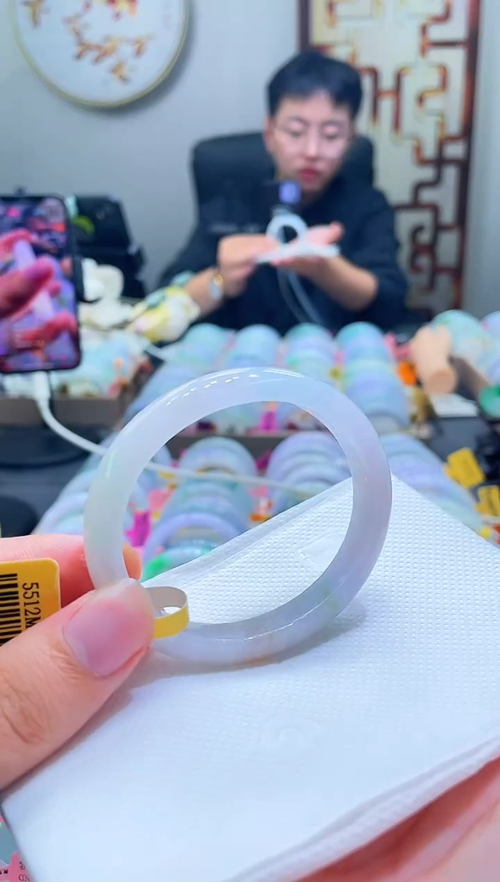 未镶嵌手镯翡翠011-55贵妃