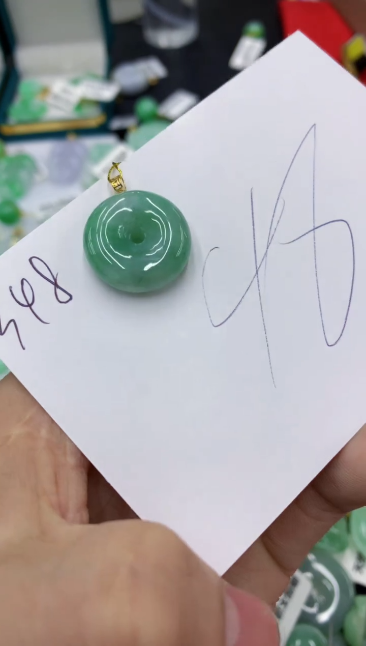 【闪购商品】翡翠18K金镶嵌颈饰111111111