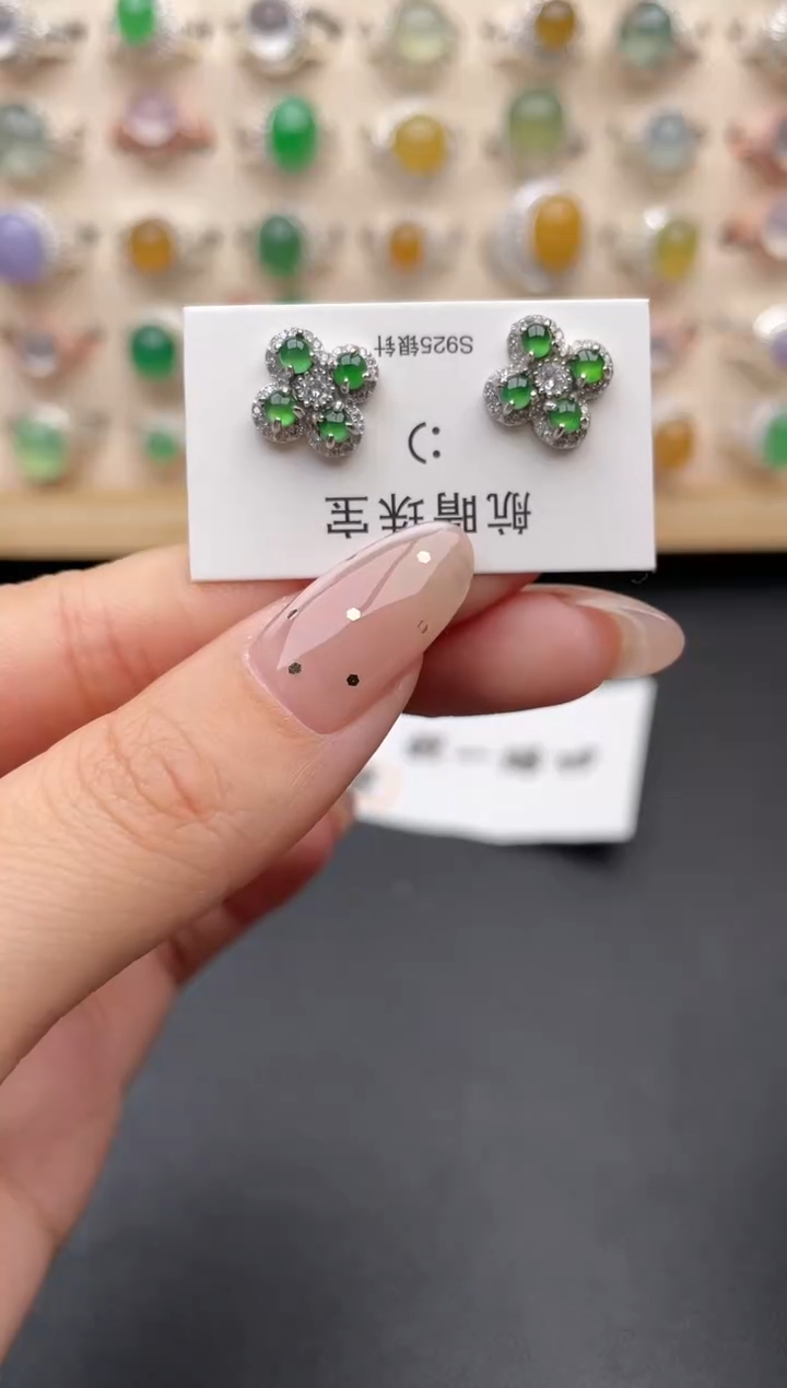 【闪购商品】翡翠戒指银S925镶嵌一物一证一礼盒