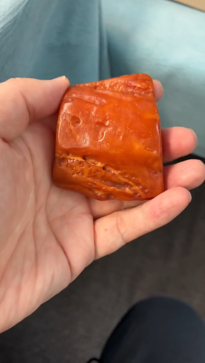 琥珀颈饰未镶嵌中****?吊坠