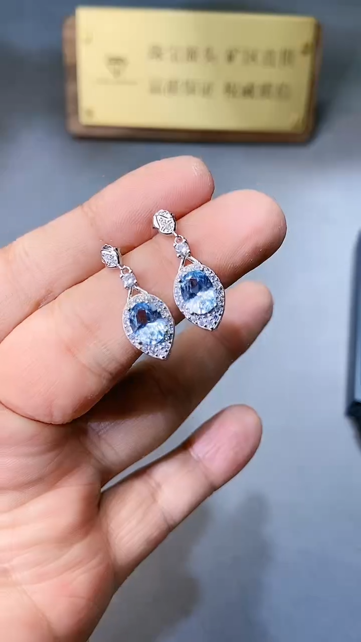 【闪购商品】海蓝宝石耳坠银S925镶嵌354