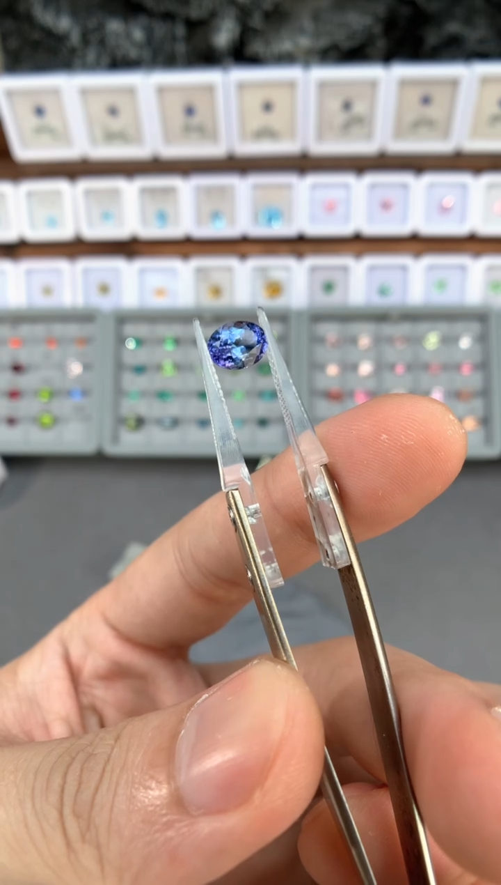 【闪购商品】定制坦桑石裸石未镶嵌2.21ct