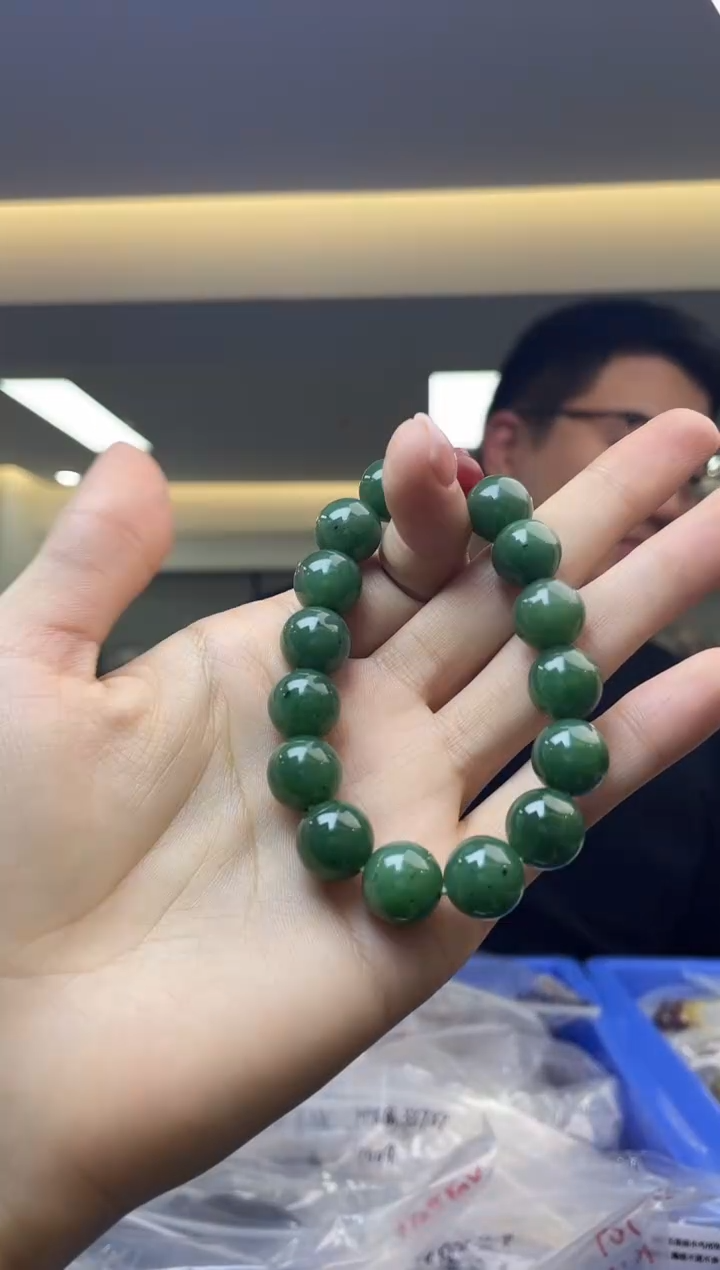 【闪购商品】和田玉`未镶嵌多样性发一件