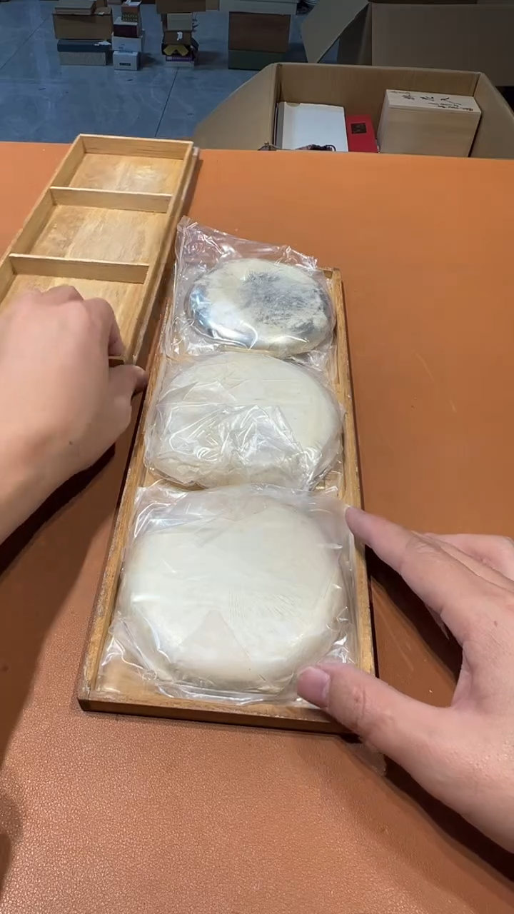 摆件香*拉阿达西日瓷摆件759