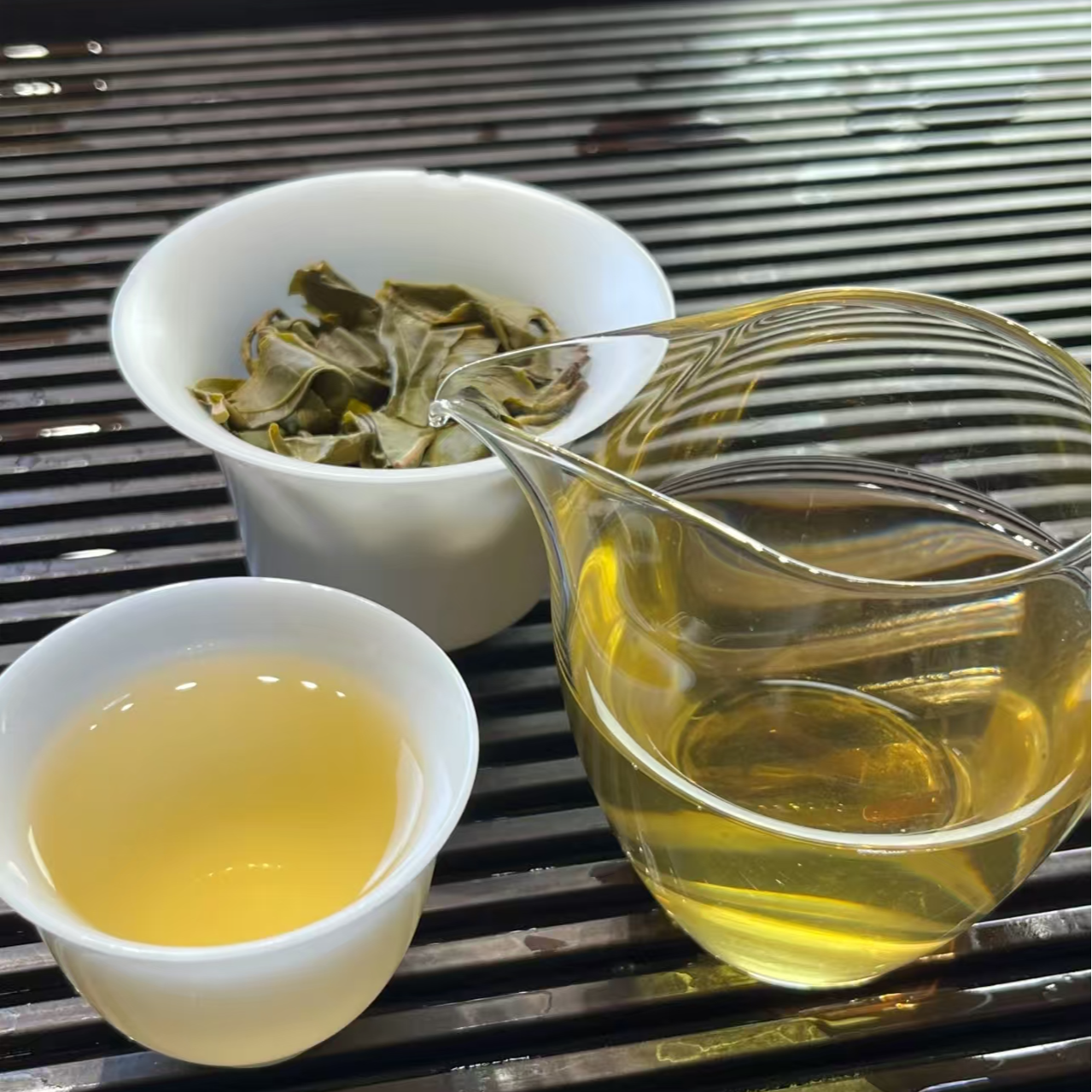 --2018年  头春《深山雨林》//普洱生茶 357g/饼