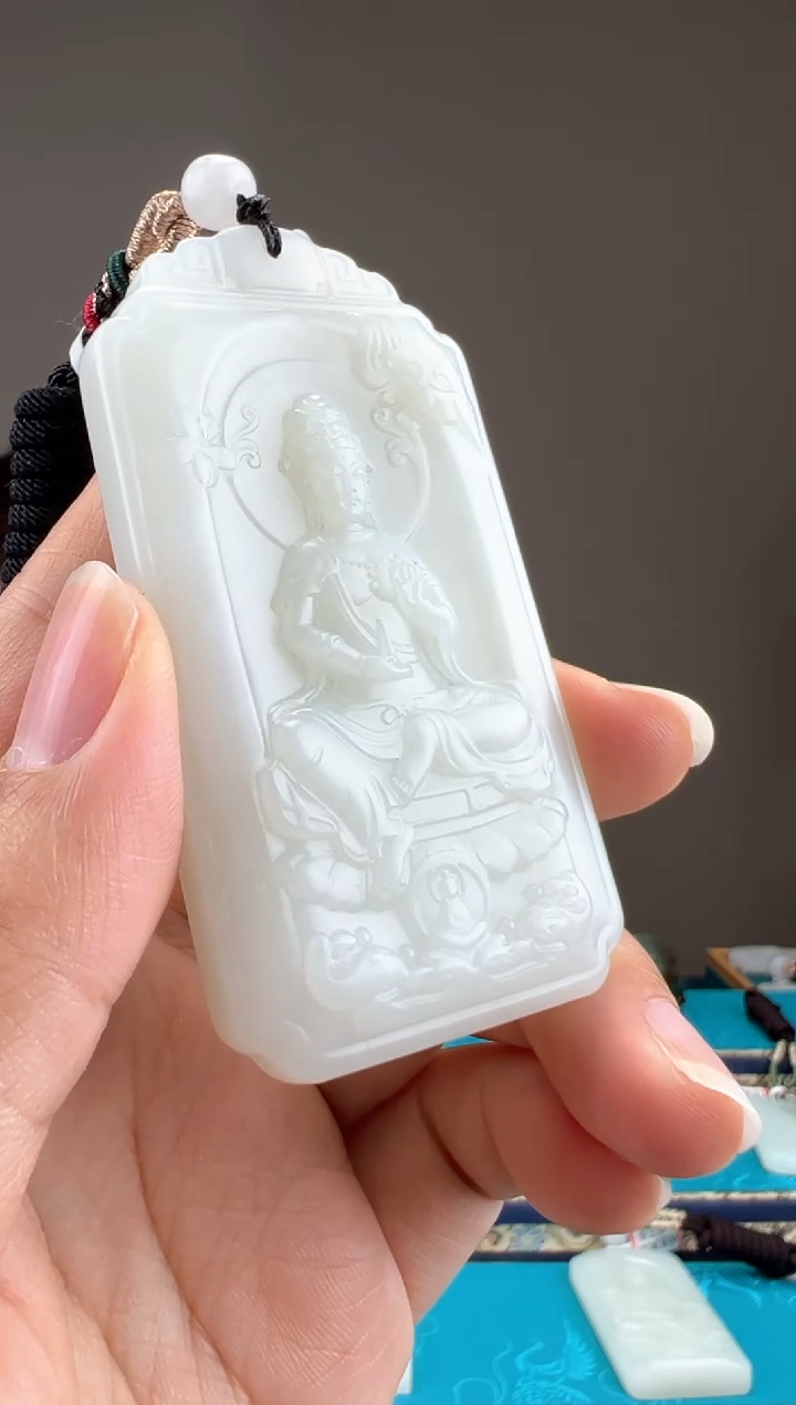 【闪购商品】和田玉颈饰未镶嵌1