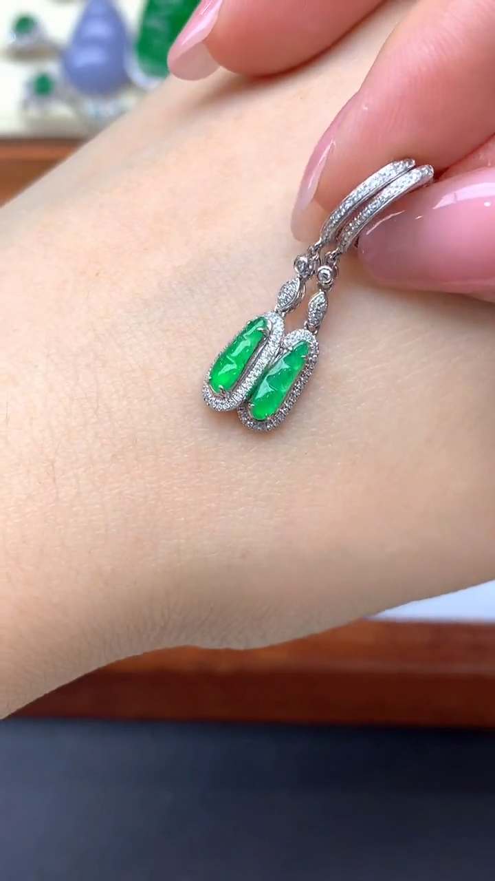 【闪购商品】翡翠耳饰18K金镶嵌221-天然翡翠