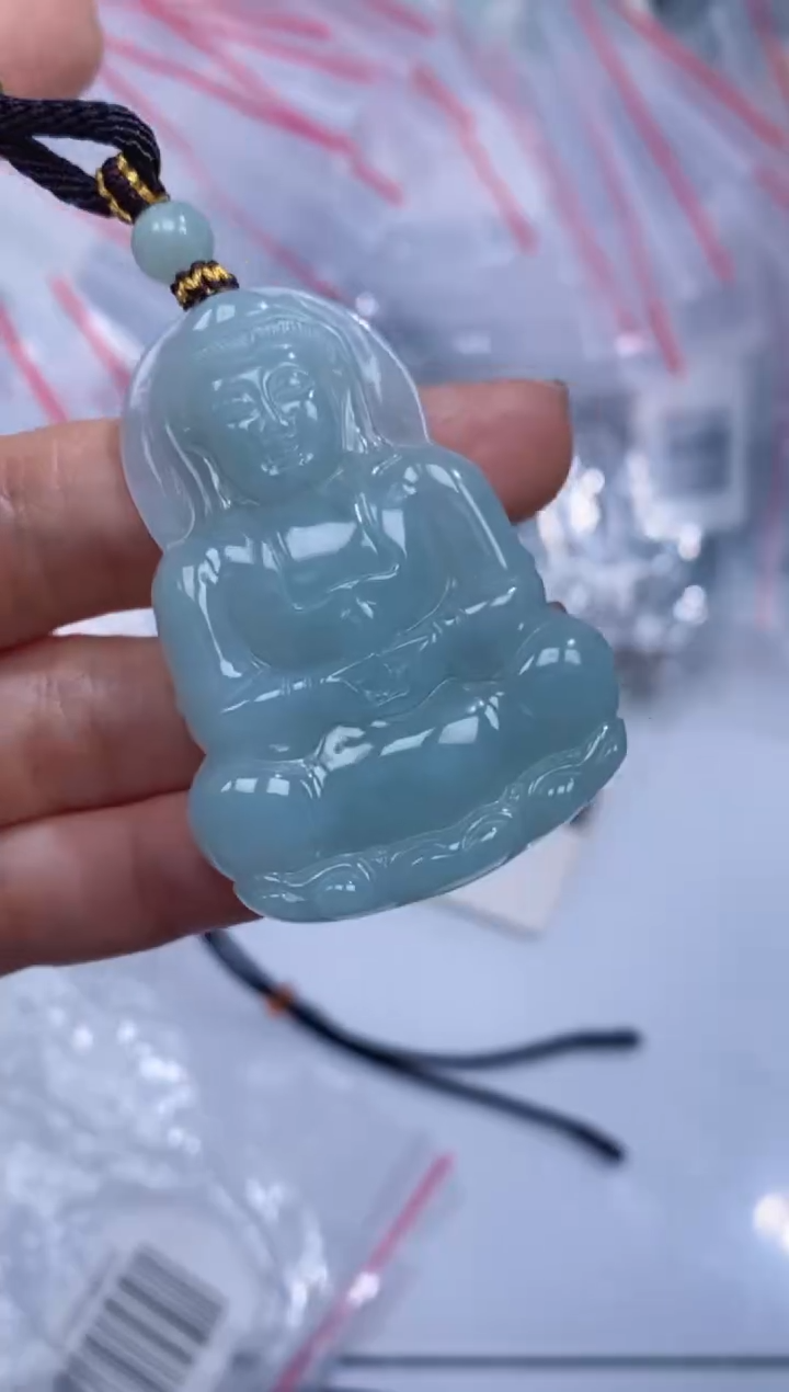 颈饰未镶嵌翡翠吊坠