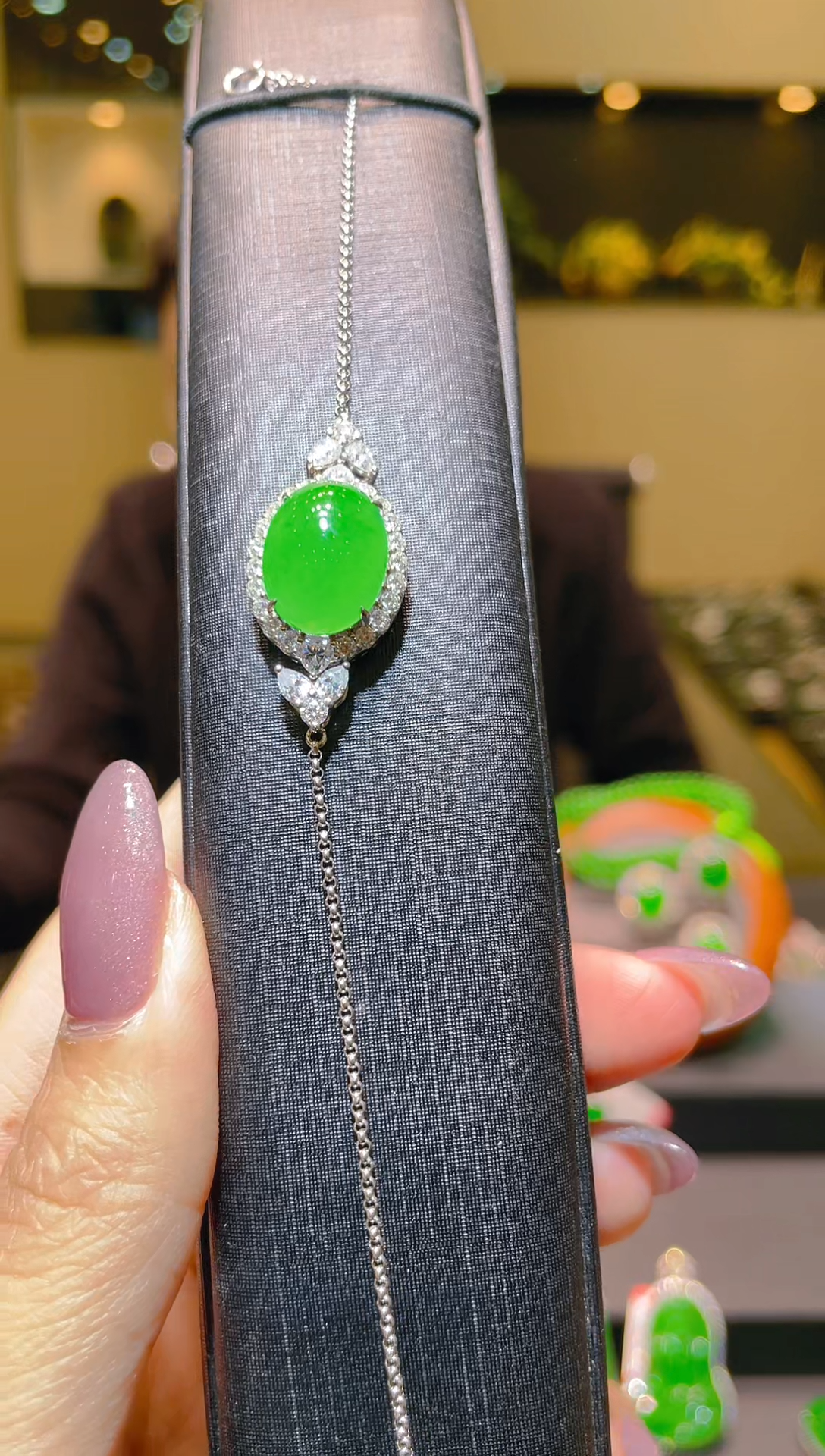 【闪购商品】翡翠18K金镶嵌吊坠(不含链)A102