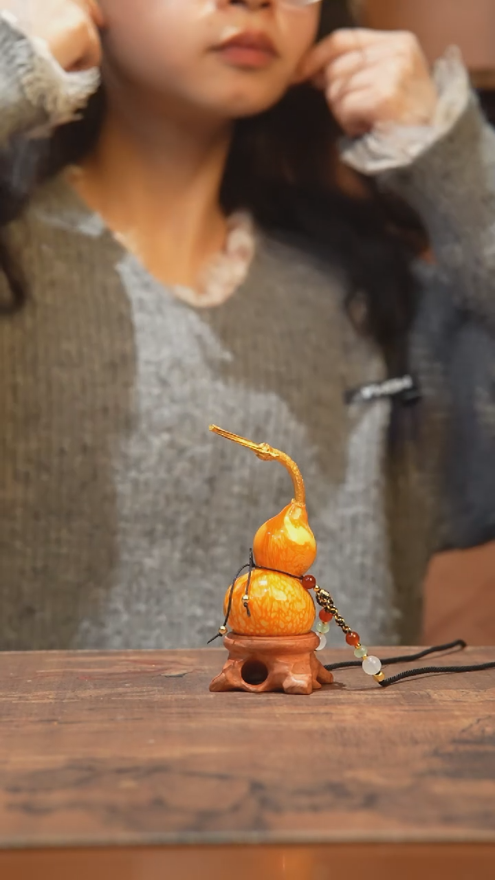 【闪购商品】624号-大漆飘漆小葫芦脖挂