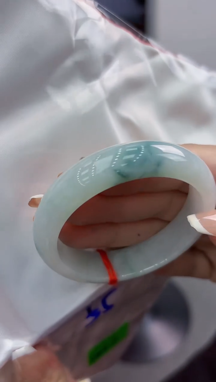 【闪购商品】翡翠手镯未镶嵌翡翠手镯