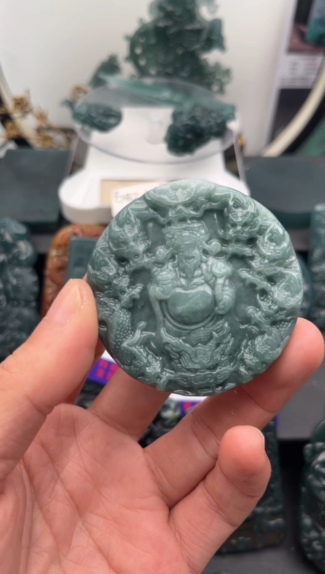 颈饰未镶嵌翡翠九龙财神