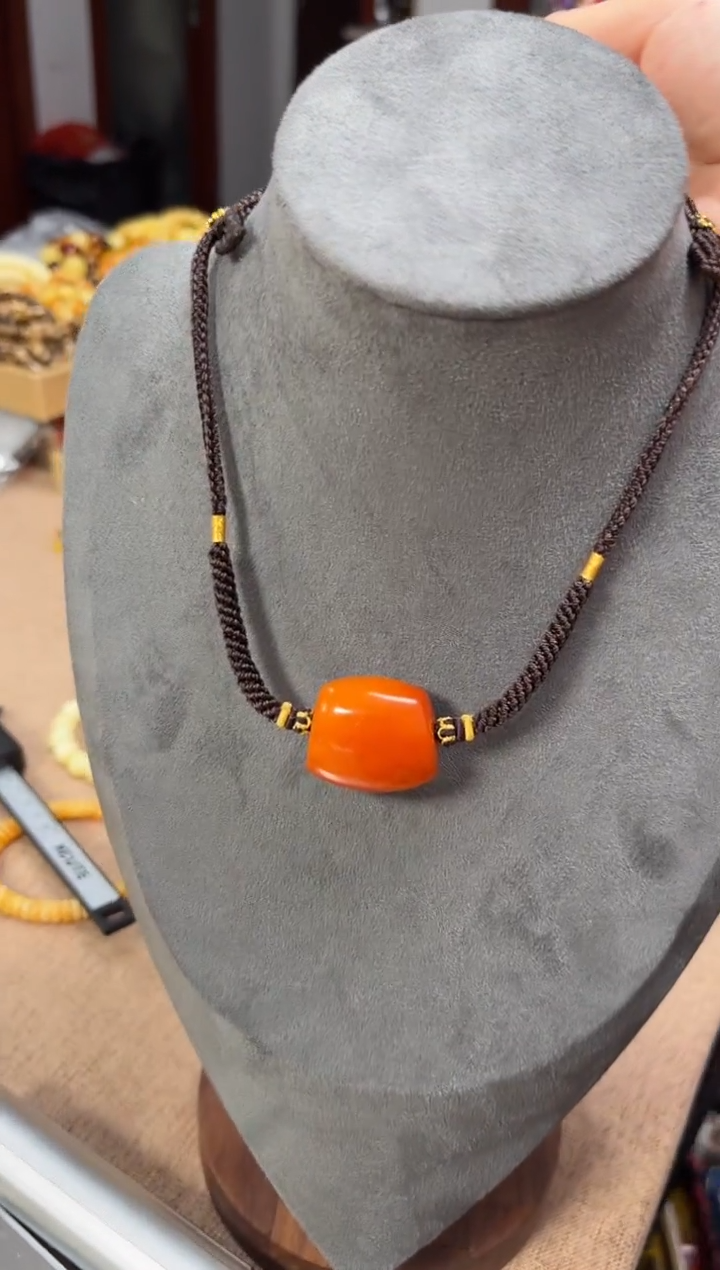 【闪购商品】蜜蜡裸石未镶嵌锁骨珠