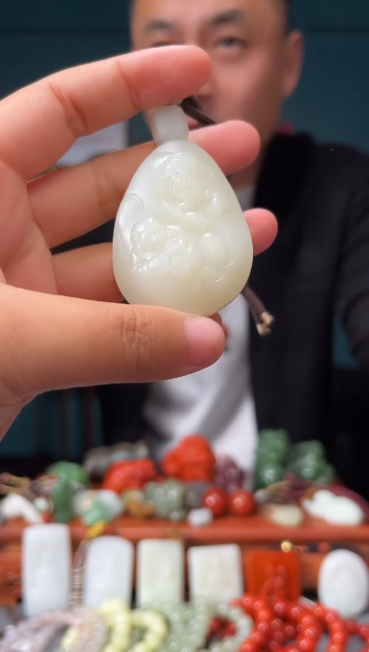 【闪购商品】和田玉未镶嵌颈饰吊坠