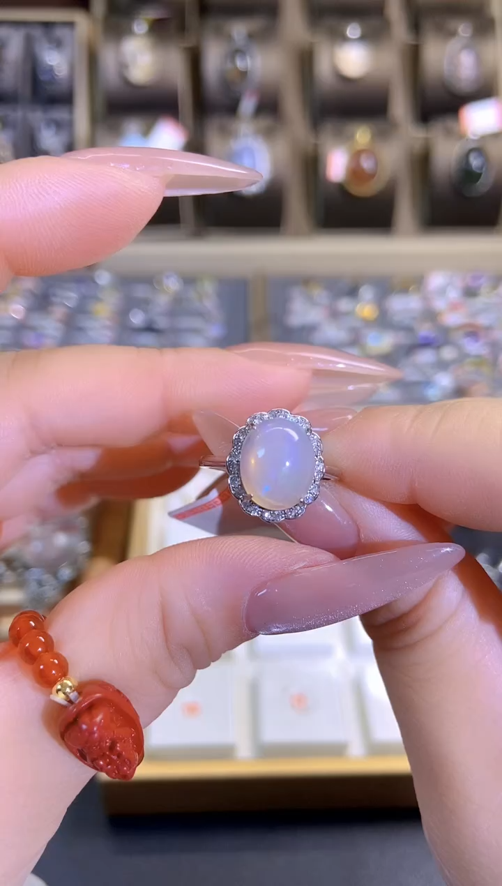 【闪购商品】水晶戒指银S925镶嵌欧泊